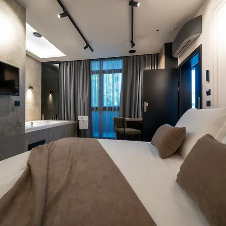 Velvet & Guest house
