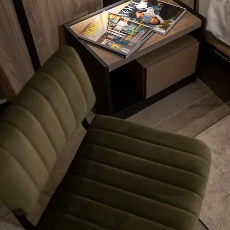 בית הארחה Velvet & זאדאר