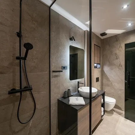 Velvet & 4* Zadar