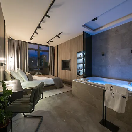 게스트하우스 Velvet & 자다르