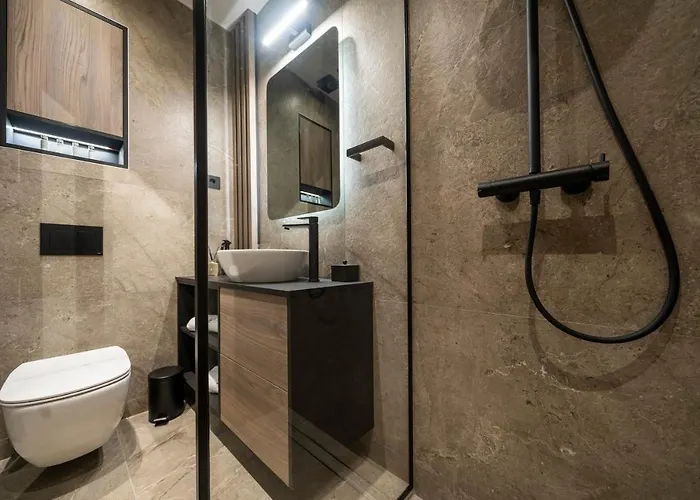 Velvet & 4* 자다르