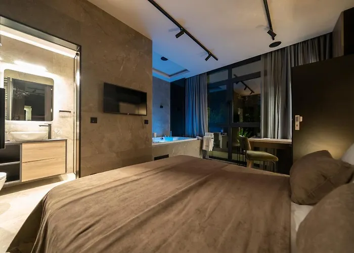 Velvet & 게스트하우스 자다르