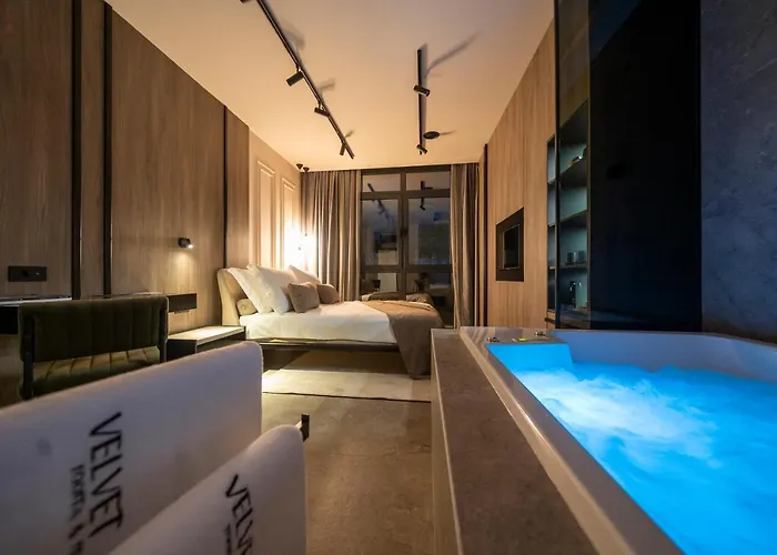 Velvet & 4* 자다르